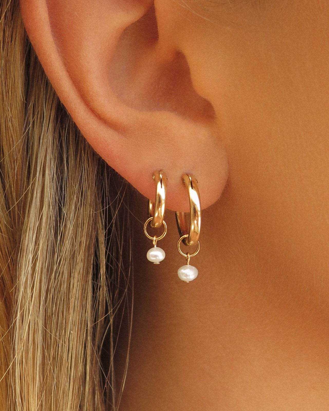 Freshwater Pearl Thick Hoop Earring… vs Thick Hoop Earrings - 14k Gold-Fill… & more: Which…