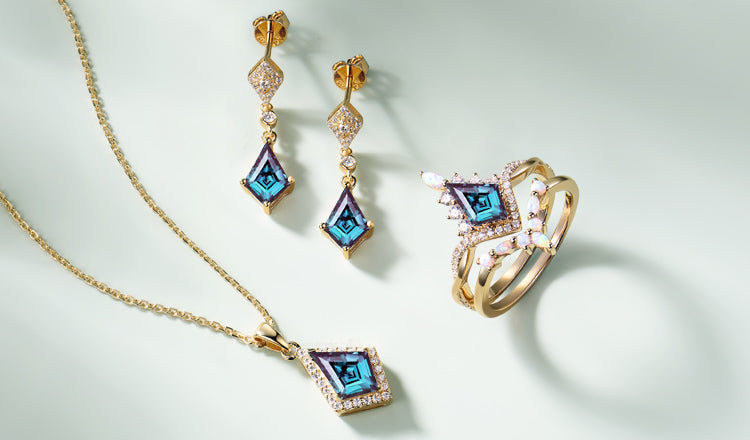 Summer begins with your Jewelry sto… vs Gift Packaging & more: Which Is Best?